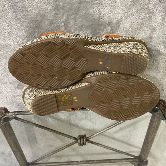 L'Artiste Spring Step Riviera Leather embellished wedge Sandal Women US 9 EUC - Picture 6 of 10